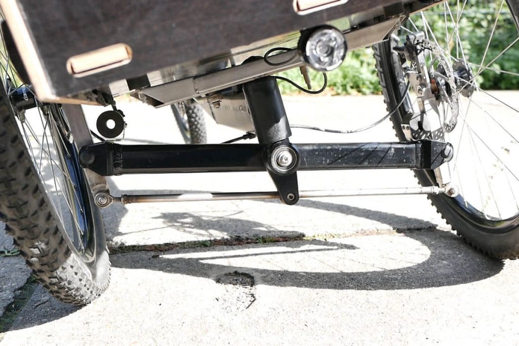 Front axle on the Calderas Gravel ebike from Sblocs